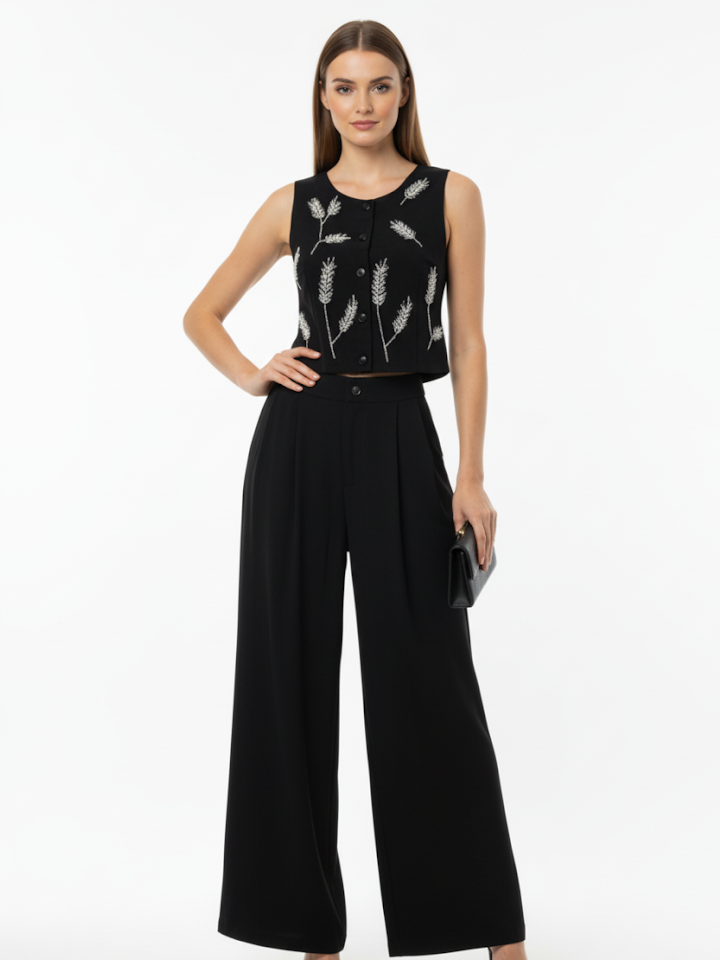 "Women's Black Plant Embroidered Sleeveless Cropped Top + Black Wide-leg Pants Set, Retro-style Smart Slimming Two-piece Outfit "