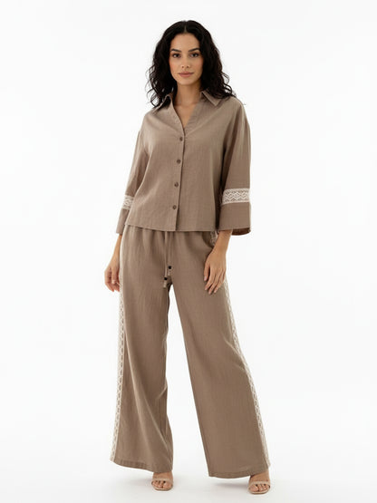 Women's Khaki Lace-trimmed Collared 3/4 Sleeve Top + Wide-leg Pants Set, Retro-style Gentle Slimming Two-piece Outfit