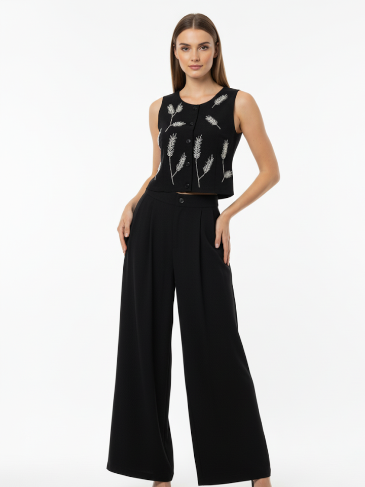 "Women's Black Plant Embroidered Sleeveless Cropped Top + Black Wide-leg Pants Set, Retro-style Smart Slimming Two-piece Outfit "
