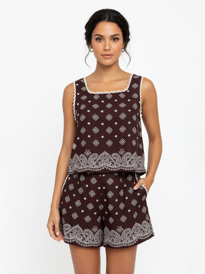 Women's Brown-based White Paisley Patterned Square Neck Sleeveless Cropped Top + Shorts Set, Retro-style Ethnic-style Slimming Two-piece Outfit