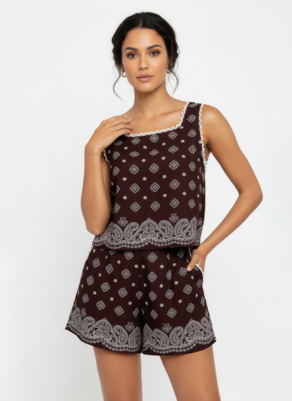 Women's Brown-based White Paisley Patterned Square Neck Sleeveless Cropped Top + Shorts Set, Retro-style Ethnic-style Slimming Two-piece Outfit